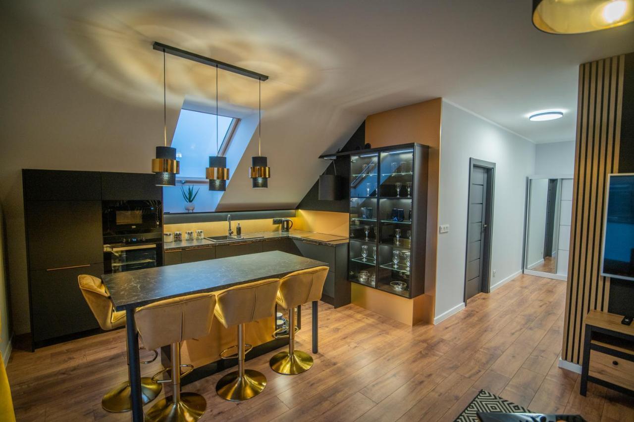 Apartament W Cieplicach Gold Jelenia Góra Exterior foto